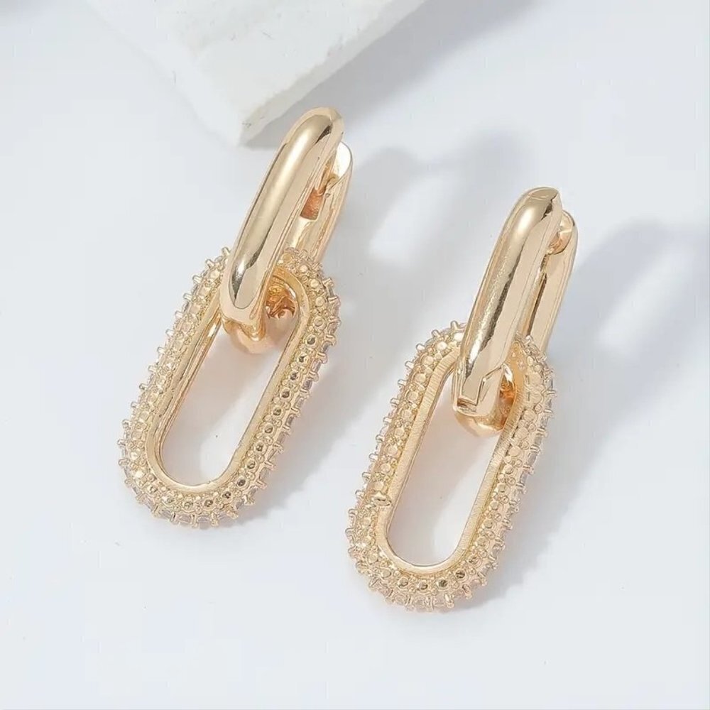 18k Gold Plated Crystal Zirconia Oval Hoop Earrings 2 Ways to Wear - Picture 2 of 5